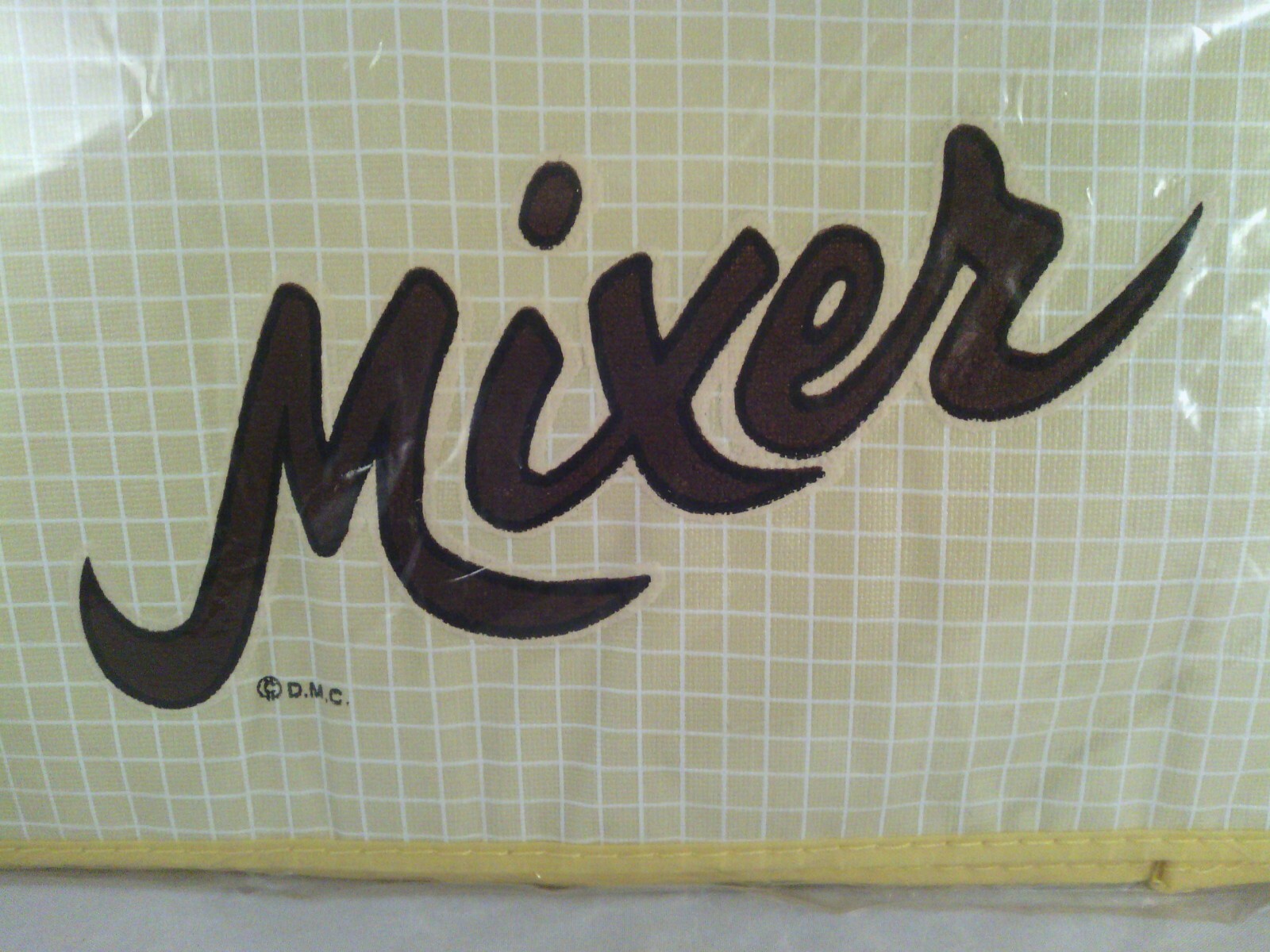 Vintage Dora May Quilted Vinyl Mixer Cover Yellow NEW Factory sealed 14x12x7.5