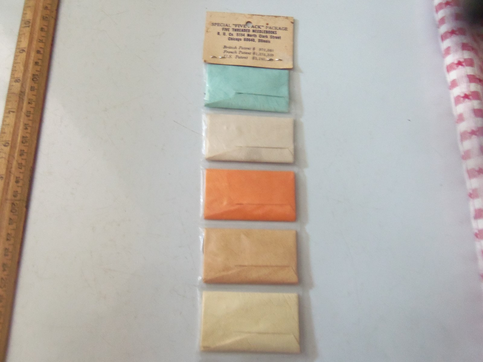 VINTAGE 5 PACK OF THREADED NEEDLES FOR TRAVEL - ORIGINAL PACKAGE NEW OLD STOCK