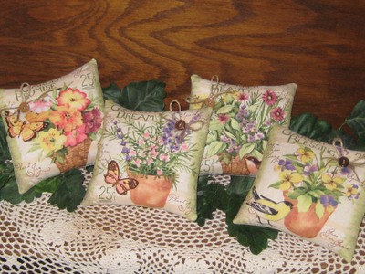 4 Floral fabric shelf sitters Cottage bowl fillers Country Kitchen Home Decor