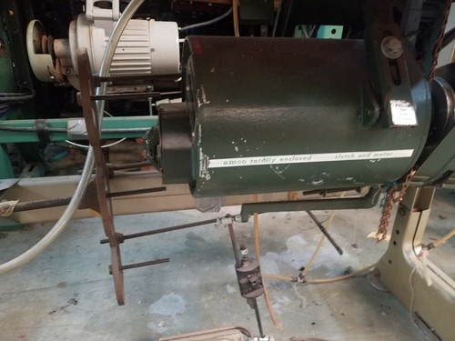 UNION SPECIAL 39500 Table, Stand, Motor, Thread Stand , HEAD SOLD SEPARATELY!