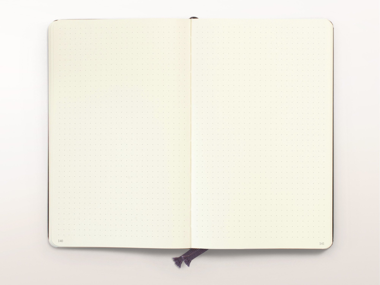 Leuchtturm1917 Notebook Medium (A5) Dotted Hardcover - Navy Blue - BRAND NEW!