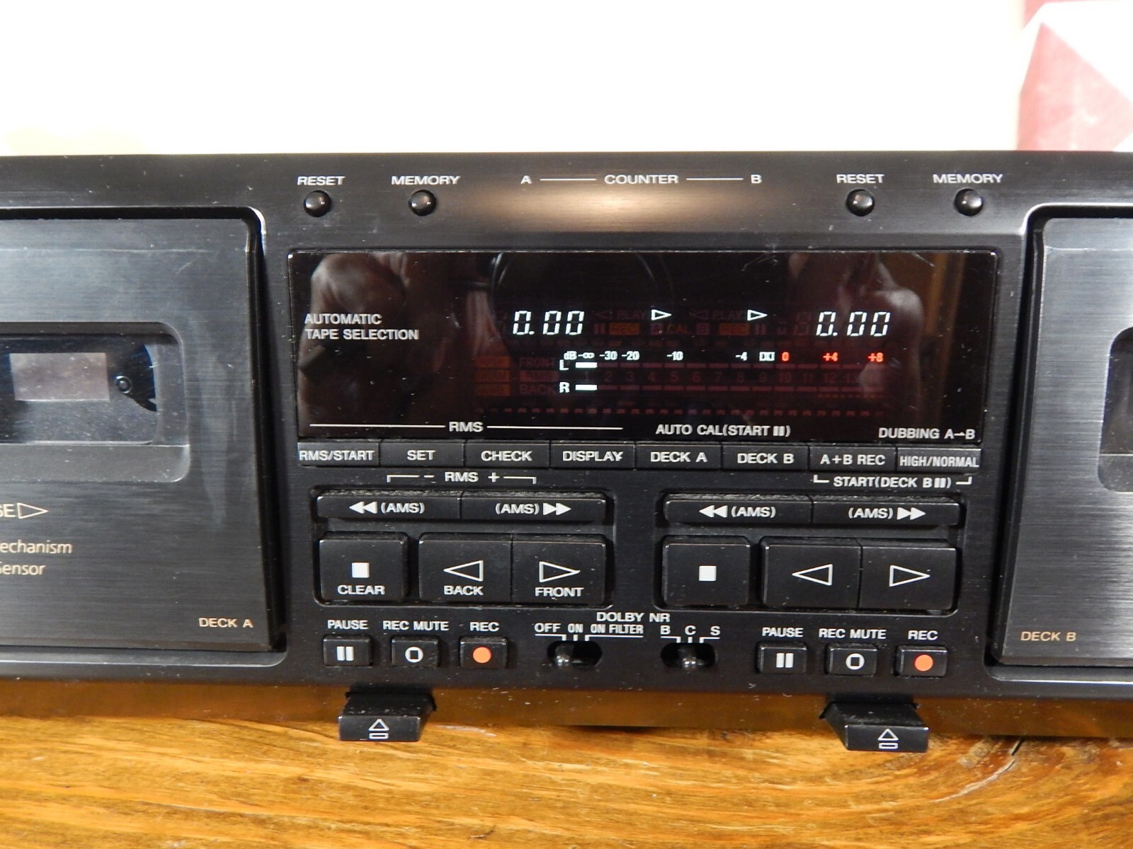 Sony TC-WE805S Dual Cassette Deck With Dolby B,C,S Sony TC-WE805S Dual Cassette Deck With Dolby B,C,S