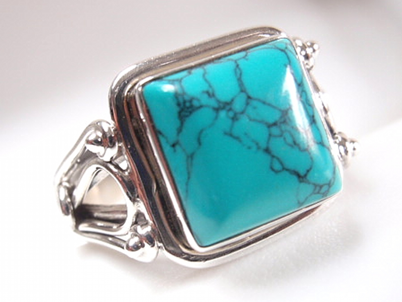 Elegant Turquoise Square Ring 925 Sterling Silver Solid and