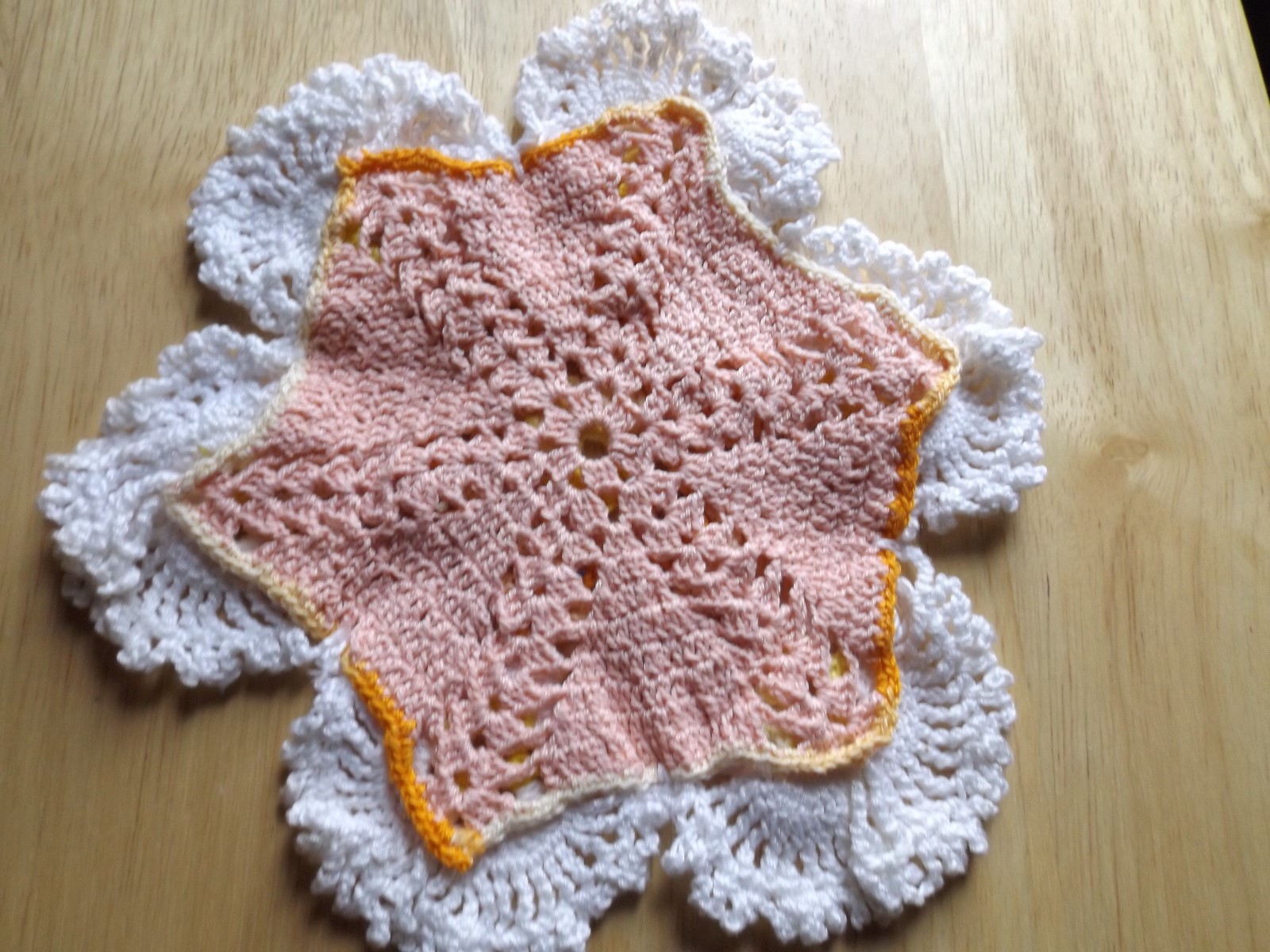 Vtg Round Peach Yellow Hot Pad Crocheted Crochet Doily 7