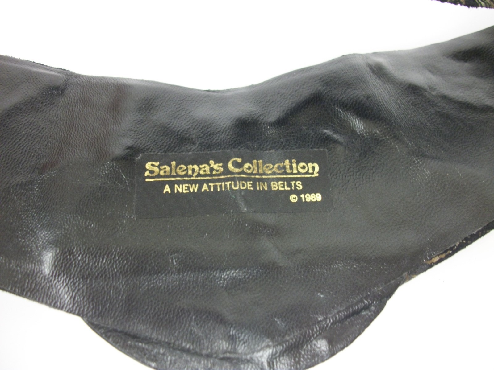 Vintage 1980s Salena's Collection Wooden Elk Head Black Beaded Statement Belt