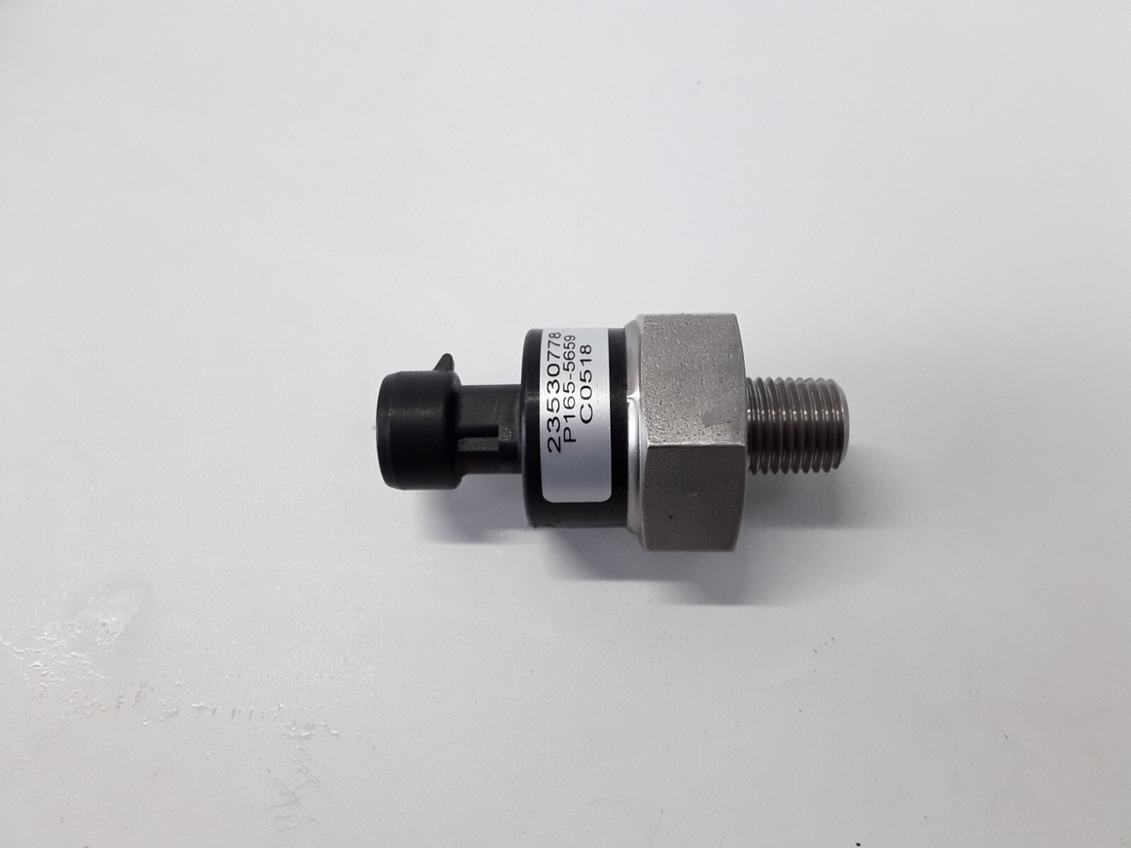テロン Diesel Pressure Sensor Transducer OE#23520795 Fits Detroit