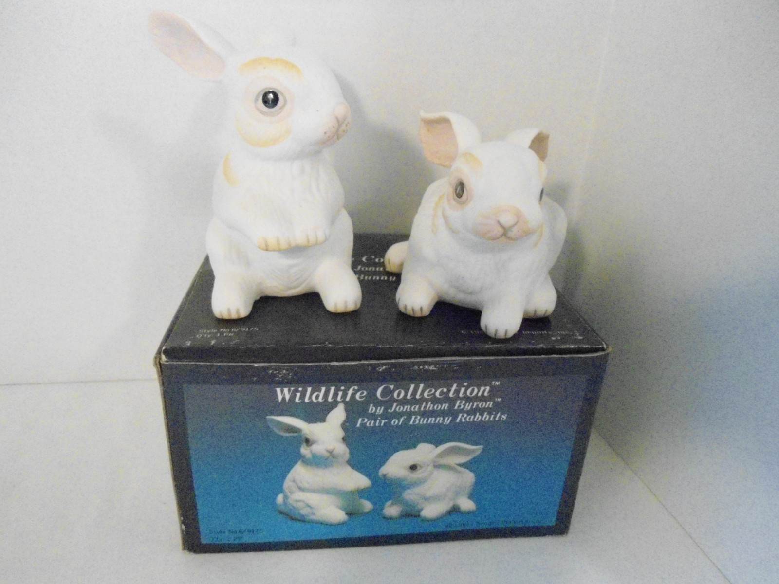 WildLife Collection by Jonathon Byron Two Bunny's w/Gold Trim