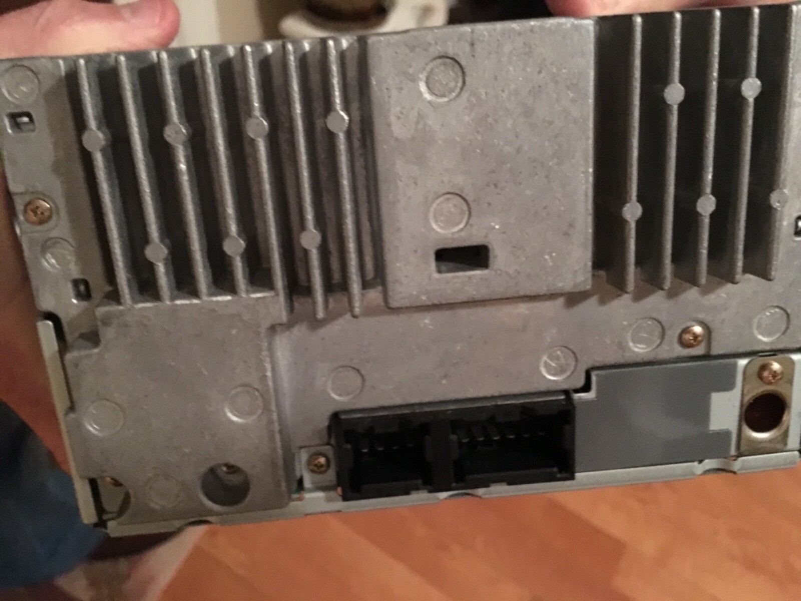 2002-2004 Nissan Frontier OEM AM/FM Radio with CD Player