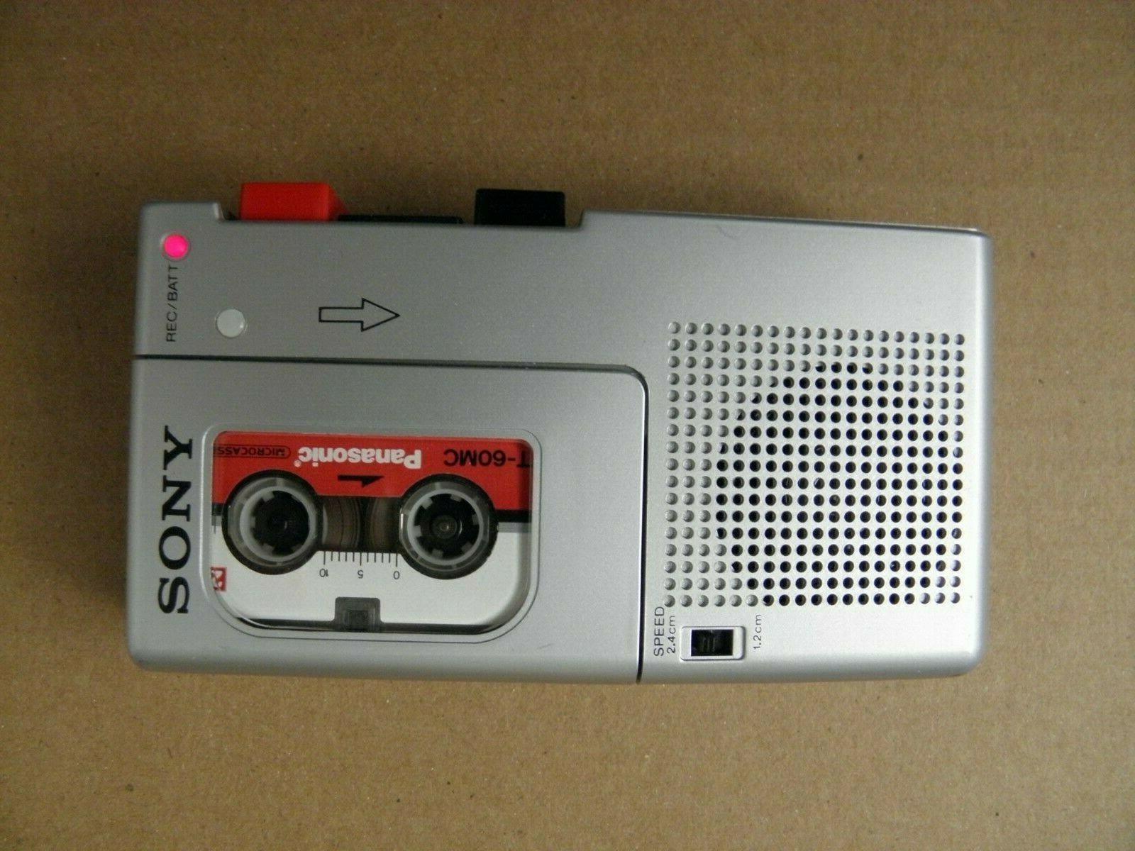 Sony Microcassette Recorder M9 for repair or parts and four new Tapes