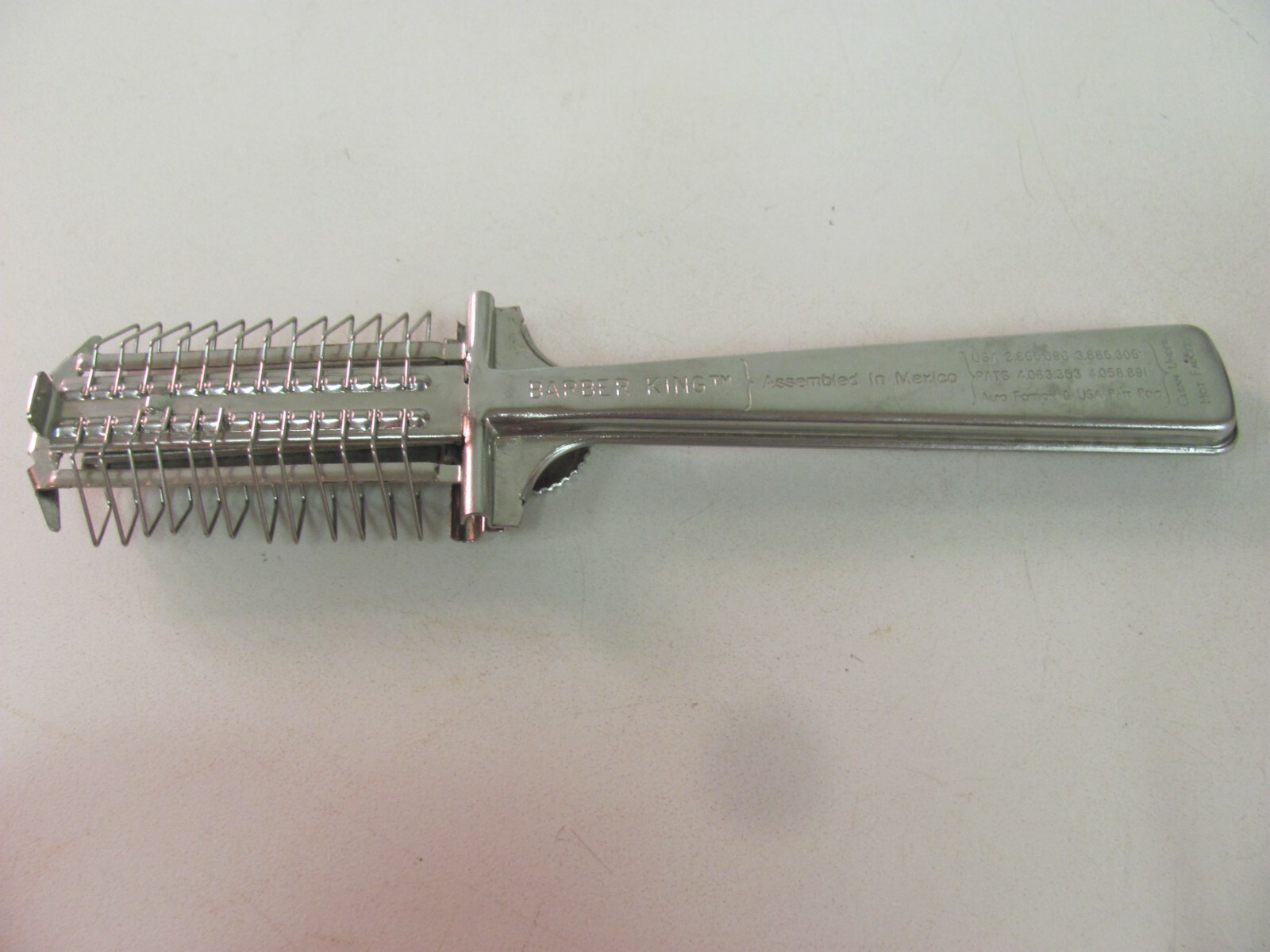 The Barber's King Razor 未使用品 The Barber's King Razor 未使用品
