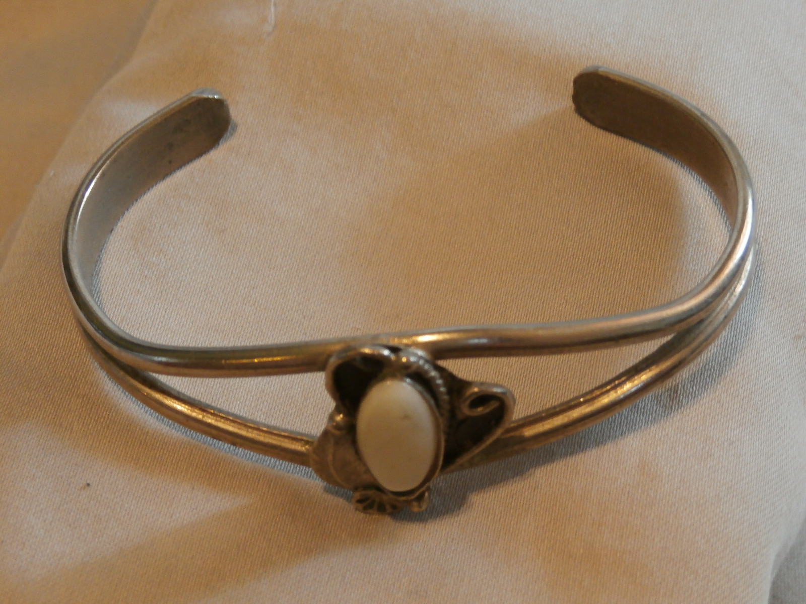 Vintage Nickel Silver Cuff Bracelet With MOP and Leaf Motif Native Style
