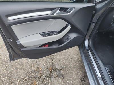 image 2 of interior