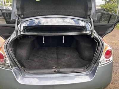 image 8 of interior