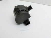 Mercedes W176 A200 12-15 1,6 115KW Umwelzpumpe Heizung Pumpe Mercedes W176 A200 12-15 05.11.2012 A2048350364... Vorschau 2