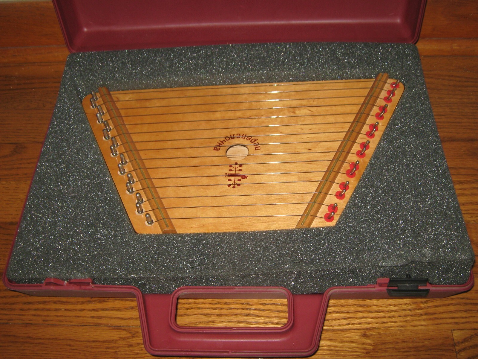 THE MUSIC MAKER Lap Harp Folk Instrument With Songs In case
