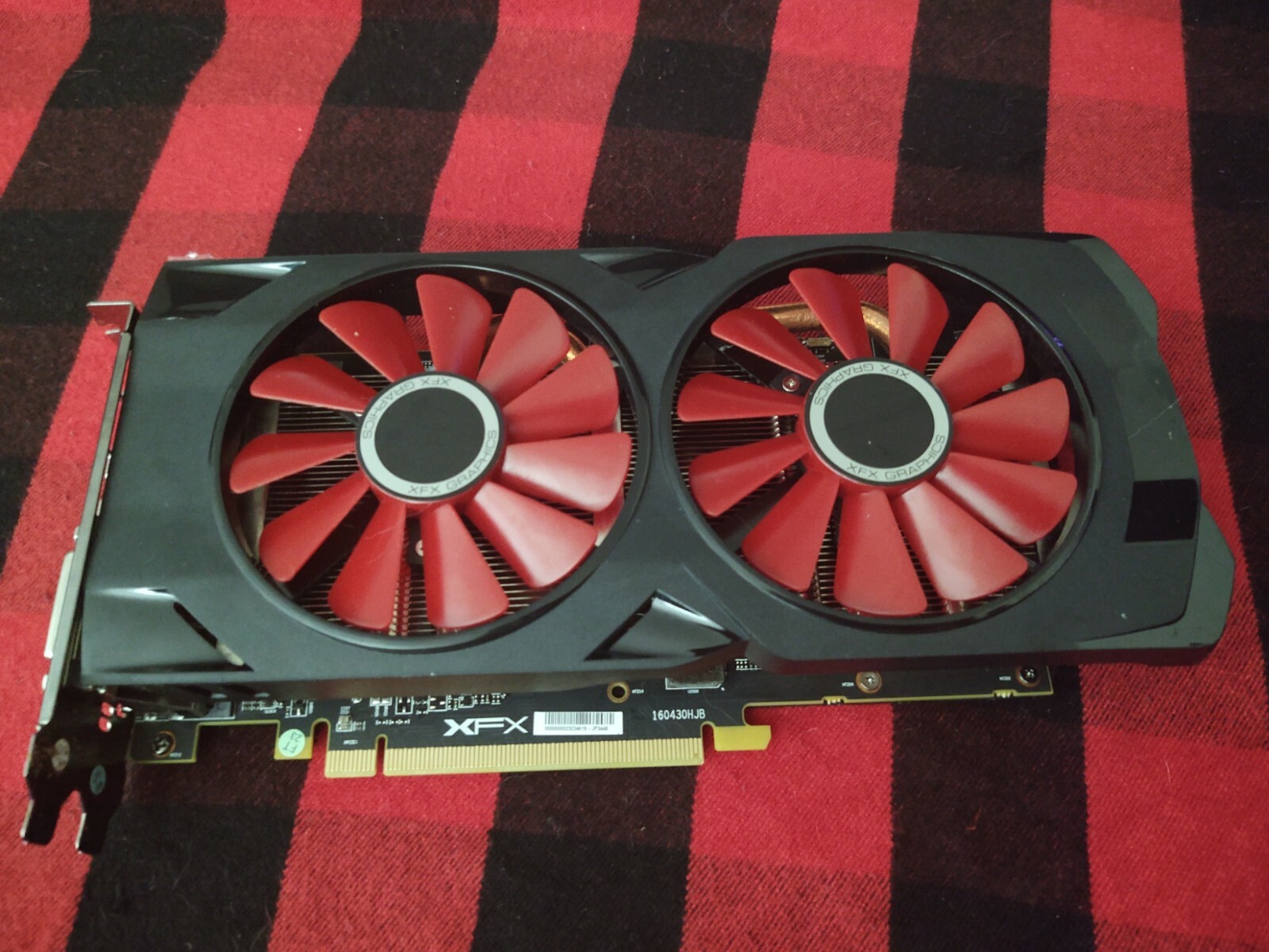 Msi gtx 760 2gb. Rx 570 4gb displayport. Rx 570 itx. Msi armor rx 570 4gb. питание видеокарты rx 570.