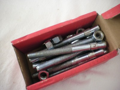Box of 10 Redhead Concrete Wedge Anchors 1/2 x 5 1/2