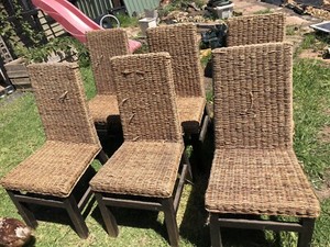 Table and chairs suitable for outdoor | Outdoor Dining Furniture