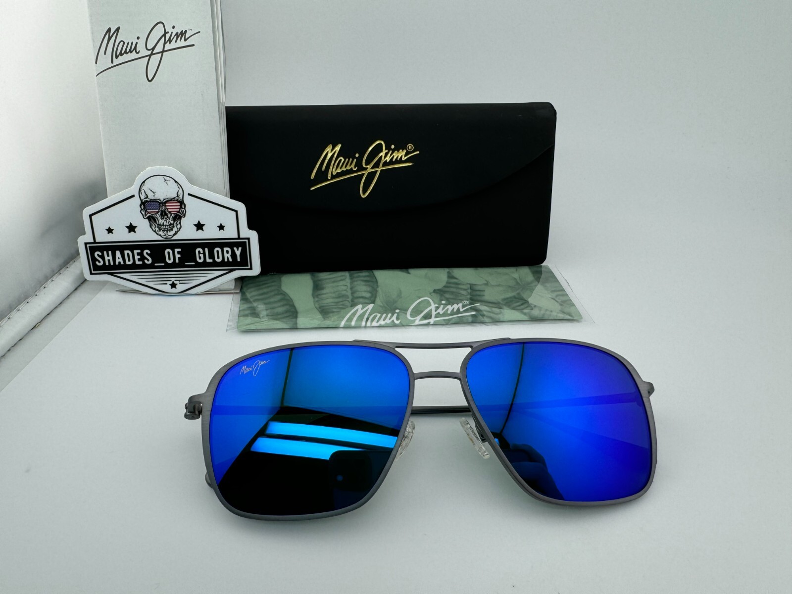 Pre-owned Maui Jim Beaches 541-27a Grey Titanium Blue Hawaii Polarized Sunglasses