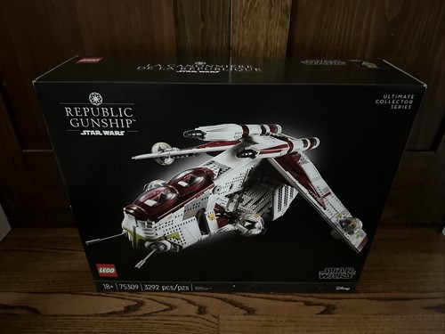 LEGO 75309 STAR WARS UCS Ultimate Collector Series Republic