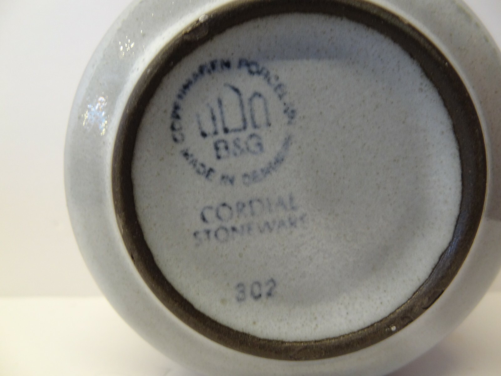 QUIRSTGAARD GREY CORDIAL CERAMIC SUCKER BOWL FROM KRONJYDEN AND NISSEN MADE IN D