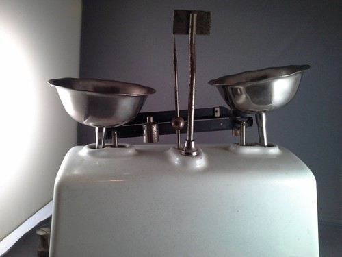 Vintage Torsion Balance Co, PET MILK 1735 Pharmacy, Apothecary Balance Antique