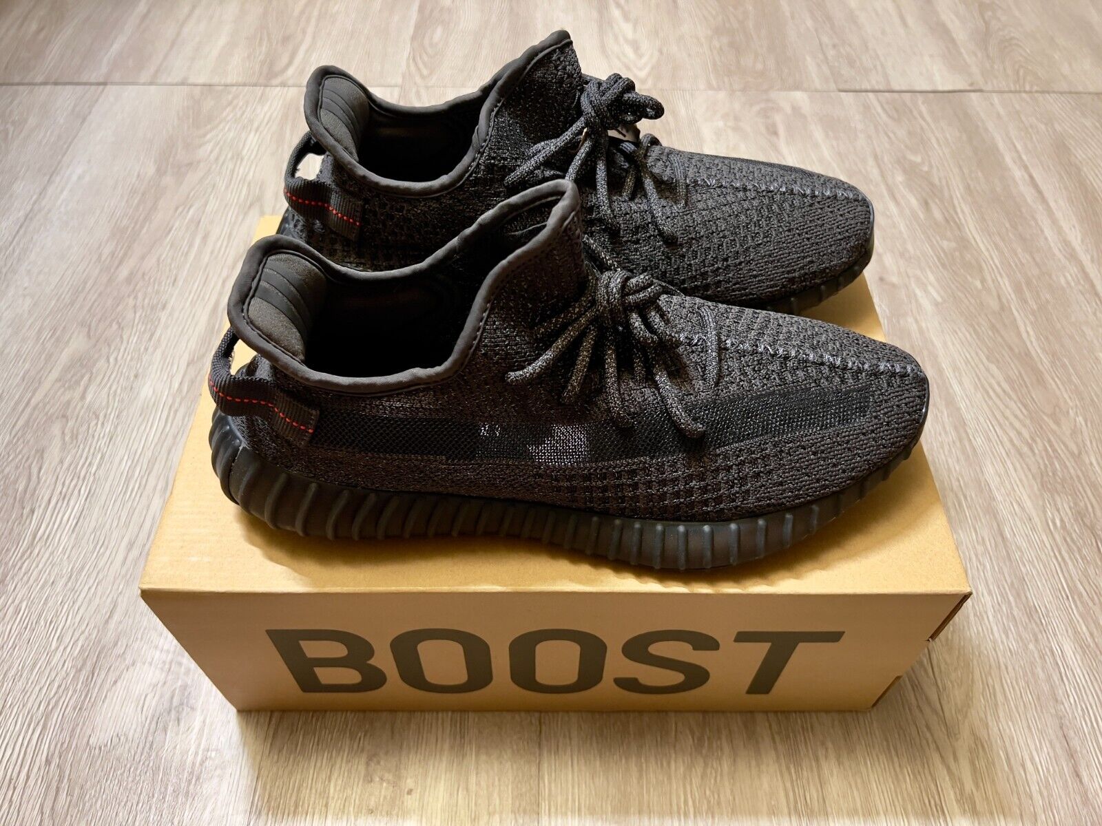 Adidas Yeezy Boost 350 V2 Adidas Yeezy Boost 350 V2