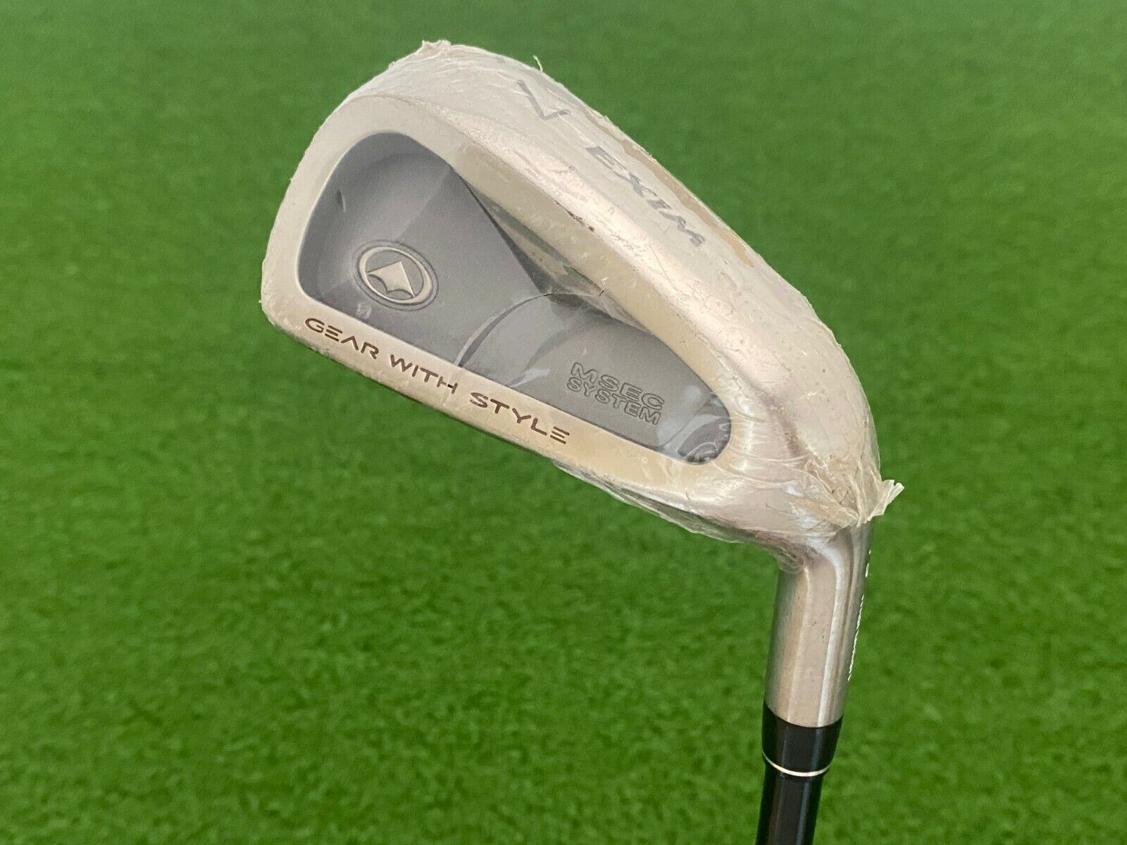 Exim Gear with Style Driver Regular Graphite Shaft Tour Exim Grip Exim Gear with Style Driver Regular Graphite Shaft Tour Exim Grip