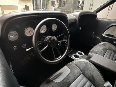 image 3 of interior