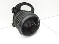 Mercedes W176 A180 12-15 Gebläsemotor Lüftermotor Heizungsgebläse Mercedes W176 A180 12-15 31.10.2013 A2469064200... Vorschau 5