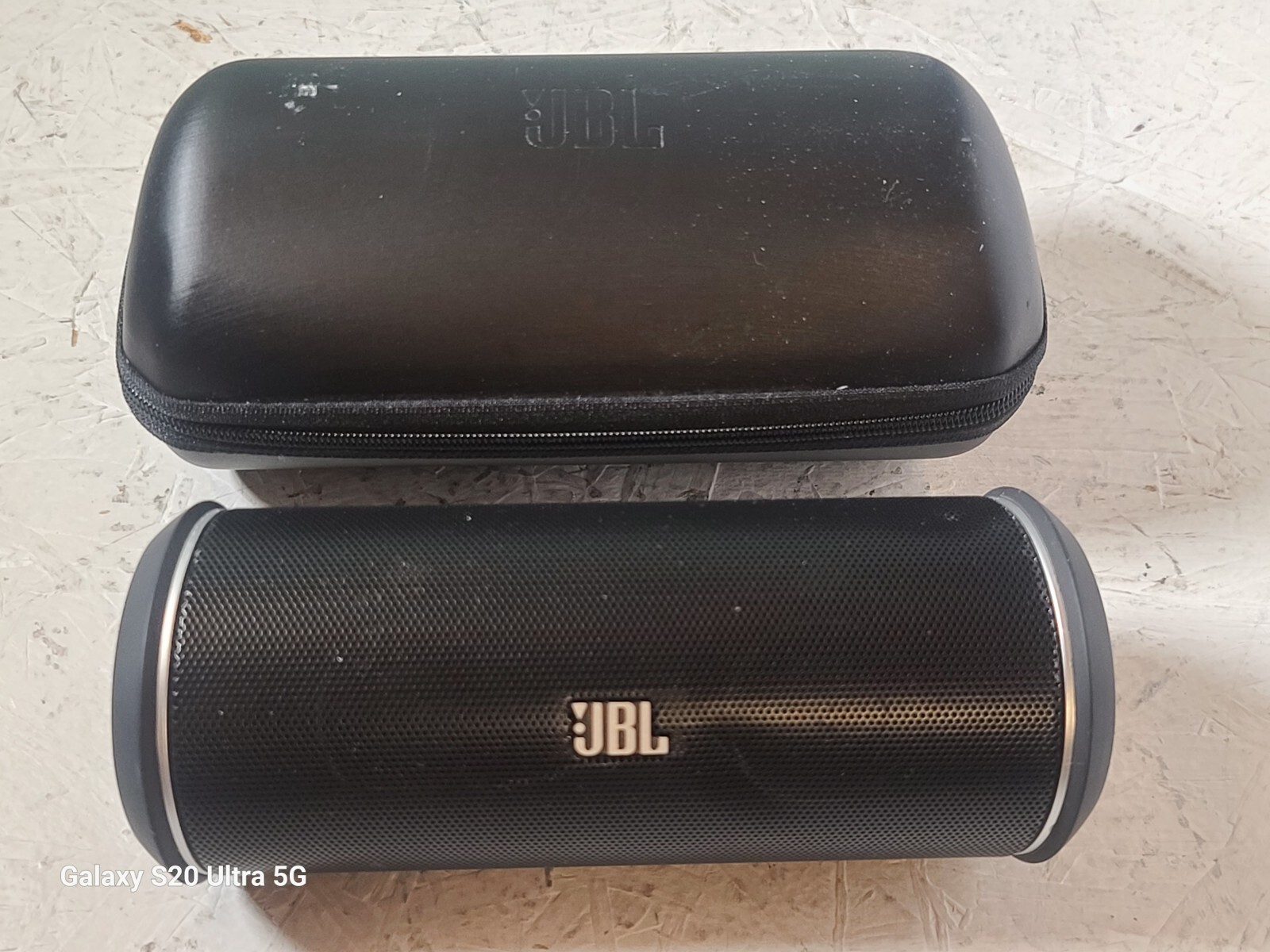 【お値下げしました】　JBL FLIP3 BLACK　×　２台 お値下げしました】 JBL FLIP3 BLACK × 2台