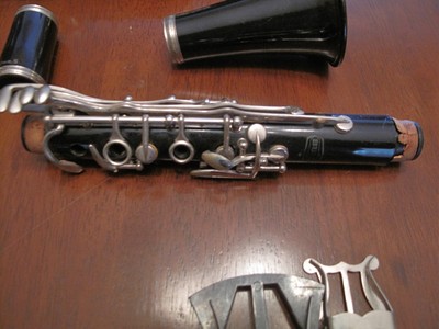 Vtg BUNDY Bb CLARINET Resonite USA Selmer Co with Hard Case