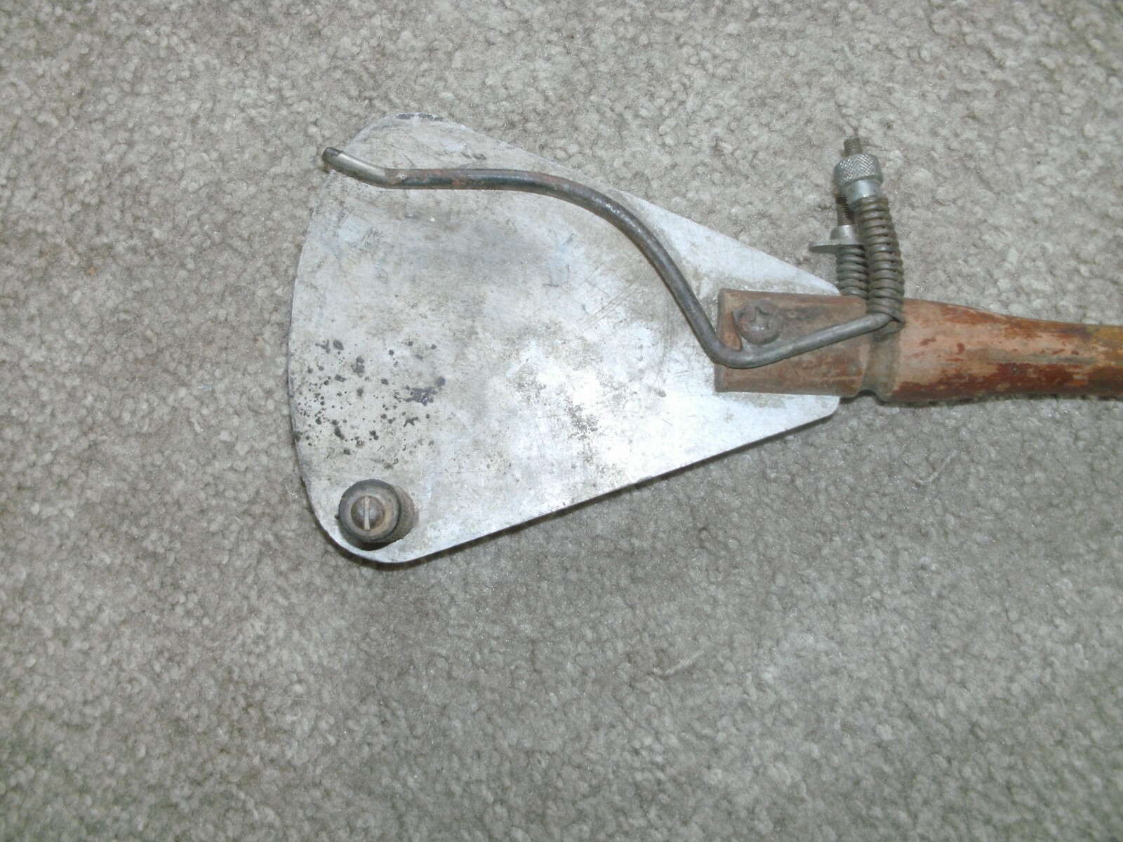 VINTAGE RARE MANUAL CLAY PIGEON THROWER NO MANUFACTURER NAME SEE PIC FOR MEASURE