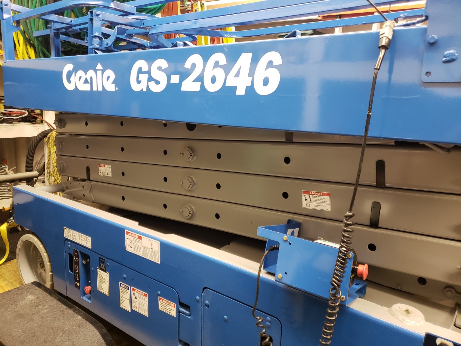 genie 2646 scissor lift 2006 refurbished with 2018 trailer