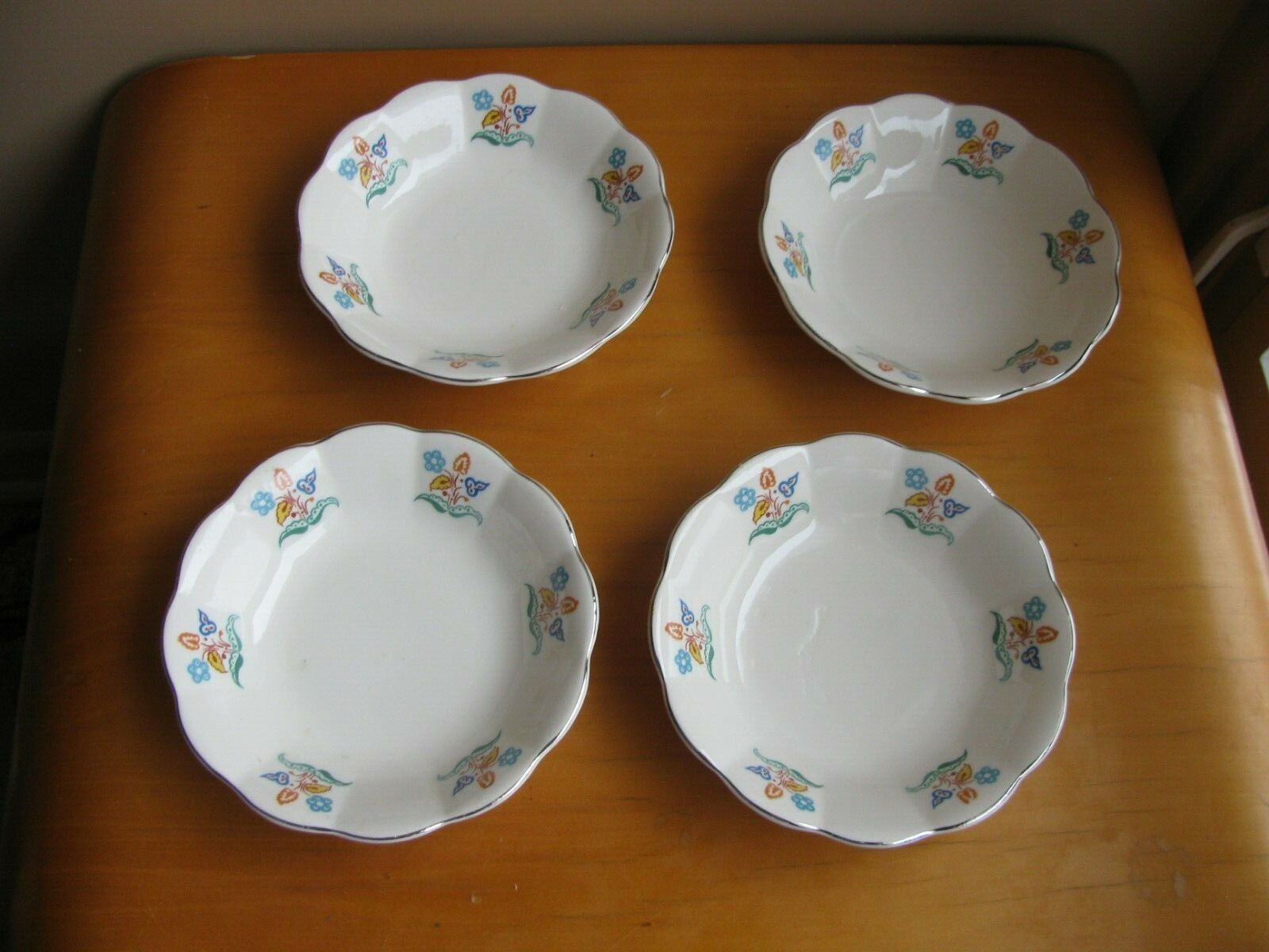 Vintage W.S. George Georgette Dutch Colonial Floral Fruit Bowl LOT 4 Platinum