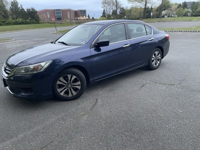 Owner 2013 Honda Accord Blue FWD Automatic LX