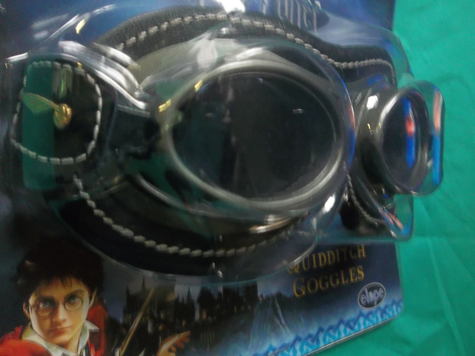 2004 Harry Potter Quidditch Goggles Snitch Adult Costume Glasses Accessory NEW