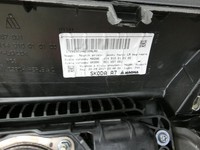 Skoda Octavia 17-20 Armaturenbrett Panel komplett Skoda Octavia 17-20 09.11.2017 5E1857091 8V0880204G gebraucht Vorschau 9