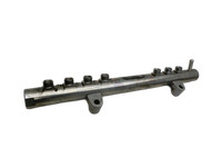 Volvo V60 I D3 13-18 2,0D 100KW Verteilerrohr Volvo V60 I D3 13-18 17.10.2014 0445215025 30777759 gebraucht Vorschau 1