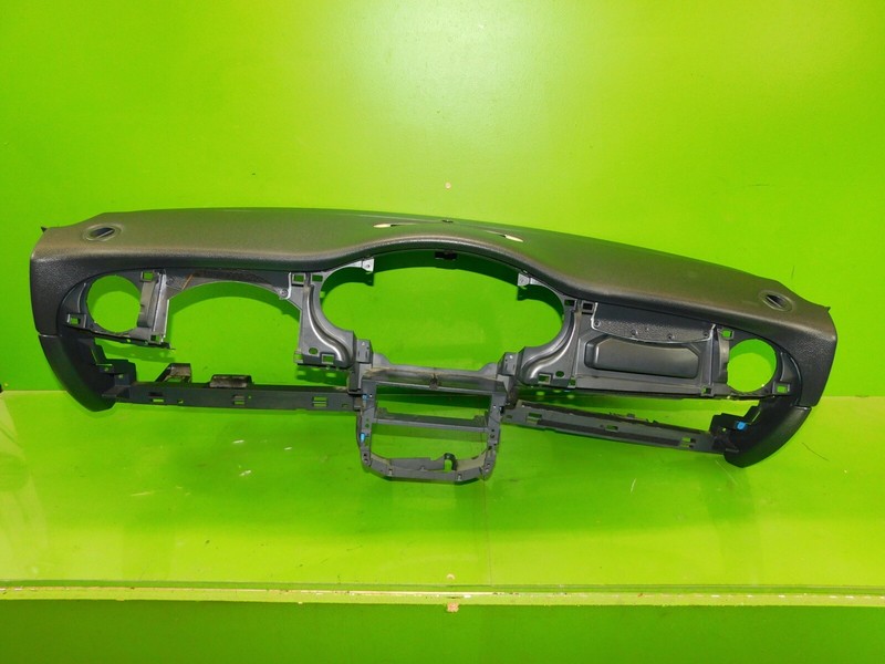 02-06 Mini Cooper S R53 OEM dashboard panel assembly black dash