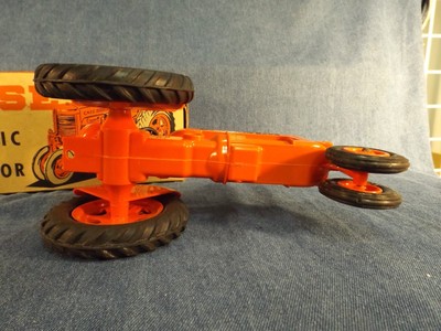 CASE SC TRACTOR from 1951 - GREAT CONDITION - ORIGINAL BOX