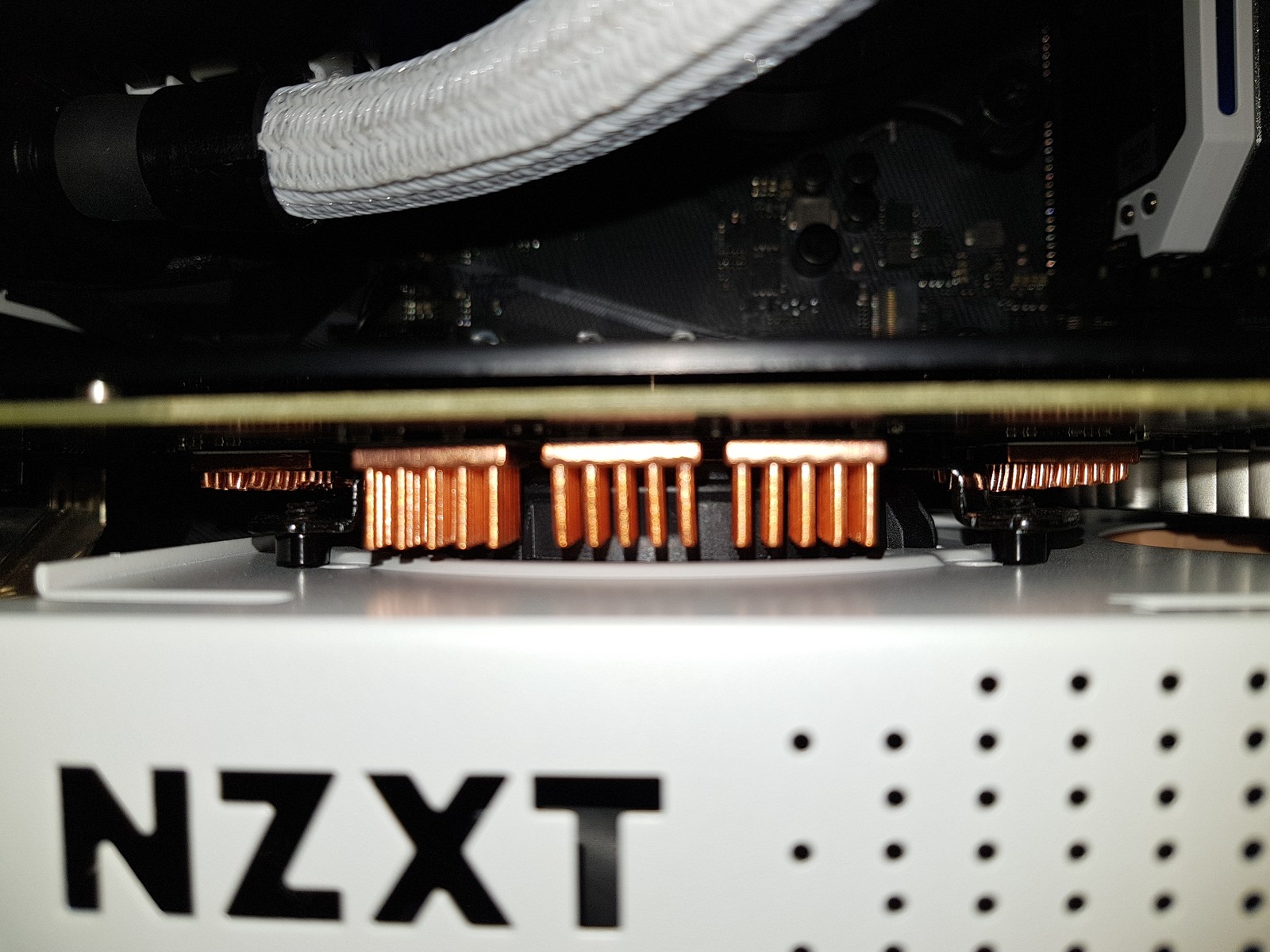 NZXT Kraken G12 - GPU Liquid Cooling Mounting Kit - White