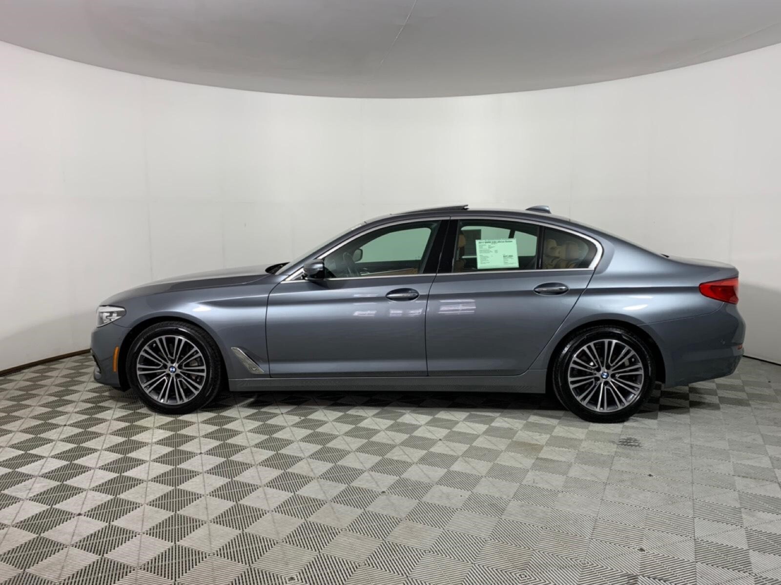 Бмв 5301 xdrive