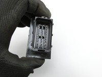 BMW E65 7er 01-05 Steuergerät ECU SG Einspritzung Gas 4Cyl Prins BMW E65 7er 01-05 11.09.2003 091/71004 960525N... Vorschau 4