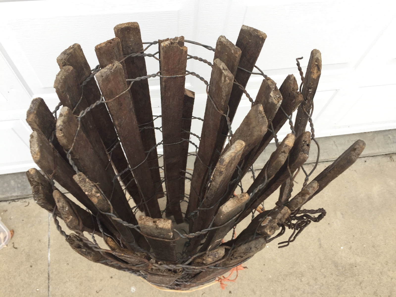 20 FT. VINTAGE WOOD SLATS & WIRE YARD FENCING GATE Salvage  CRAFTING 48