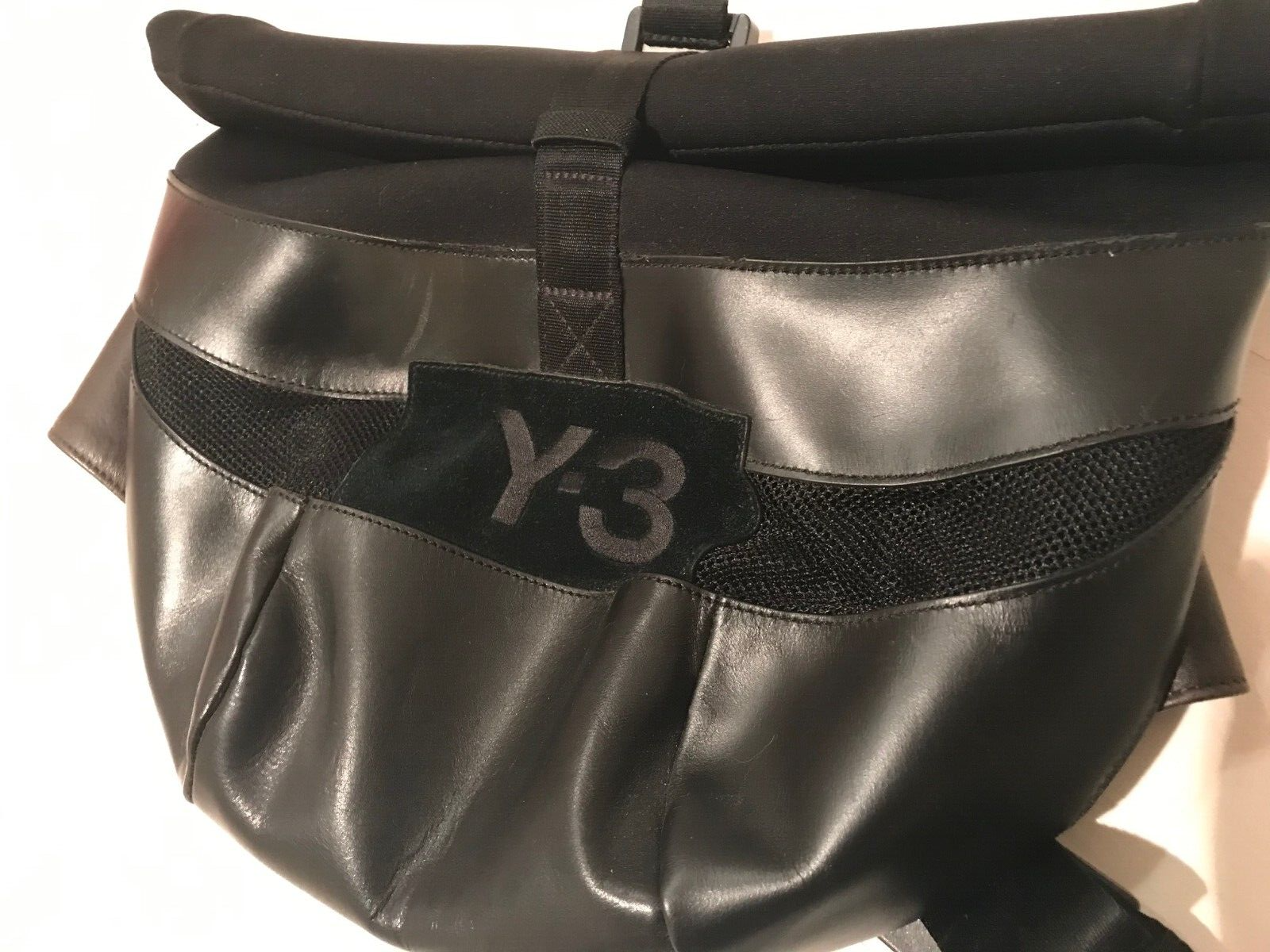 【美品】Y3バック 正規品】定価33,000円 Y-3 ワイスリー ロゴ クロスボディバッグ