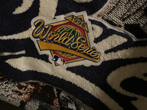 も*た様 長期保管未使用 MLB YANKEES BRAVES 1996 WS記 1996 World Series New York Yankees & Atlanta Braves Jersey