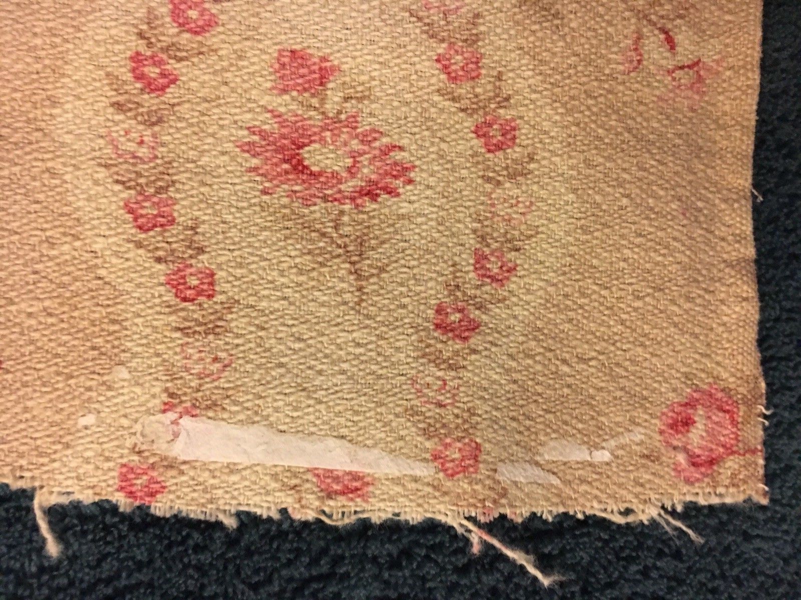 Vintage Floral Barkcloth Fabric - 32