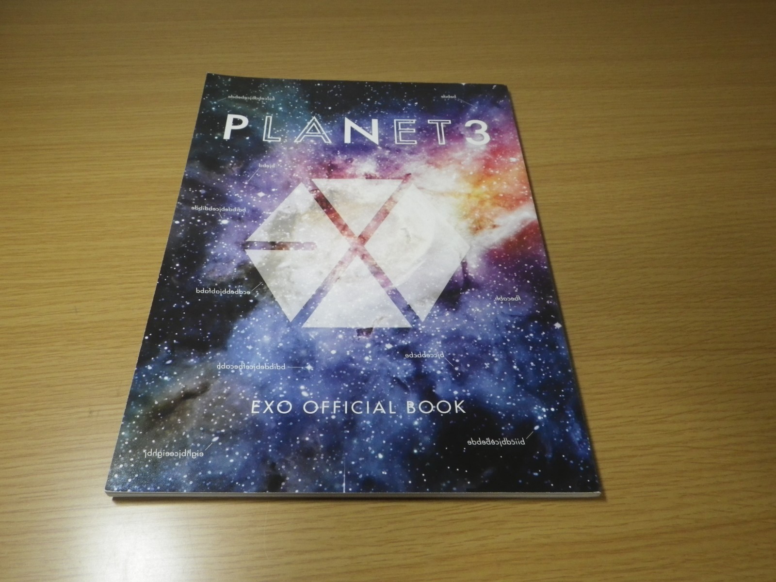 EXO 会報 オフィシャルブック EXO FC 会報 EXO PLANET OFFICIAL BOOK 19 - メルカリ