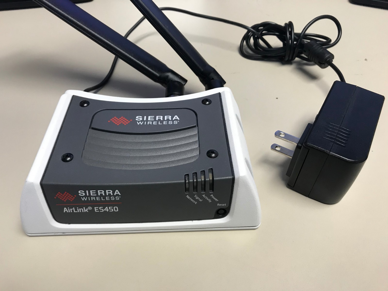 Sierra Wireless Airlink Es450 Enterprise Gateway